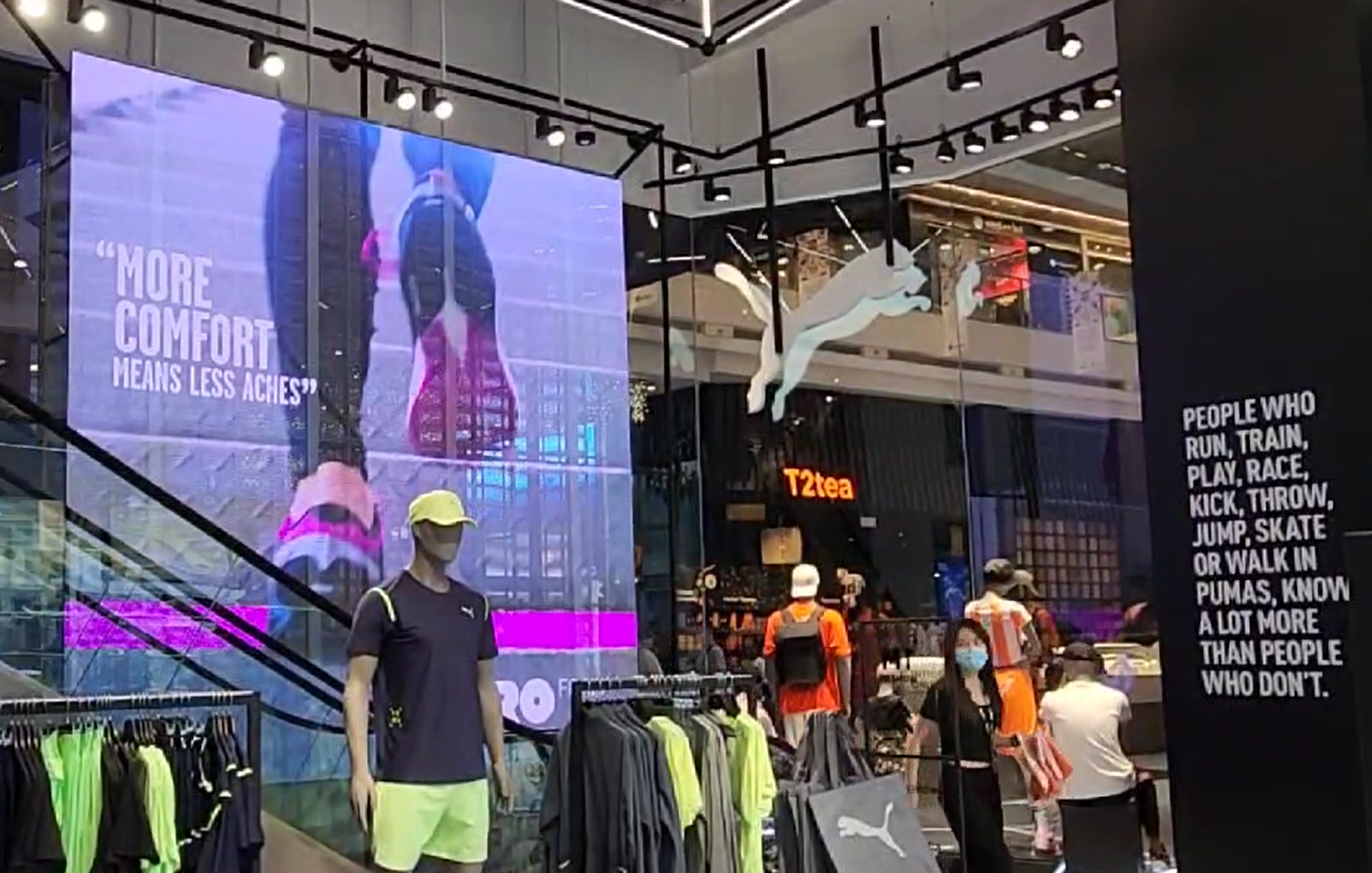 LED retail digital signage in a sports store