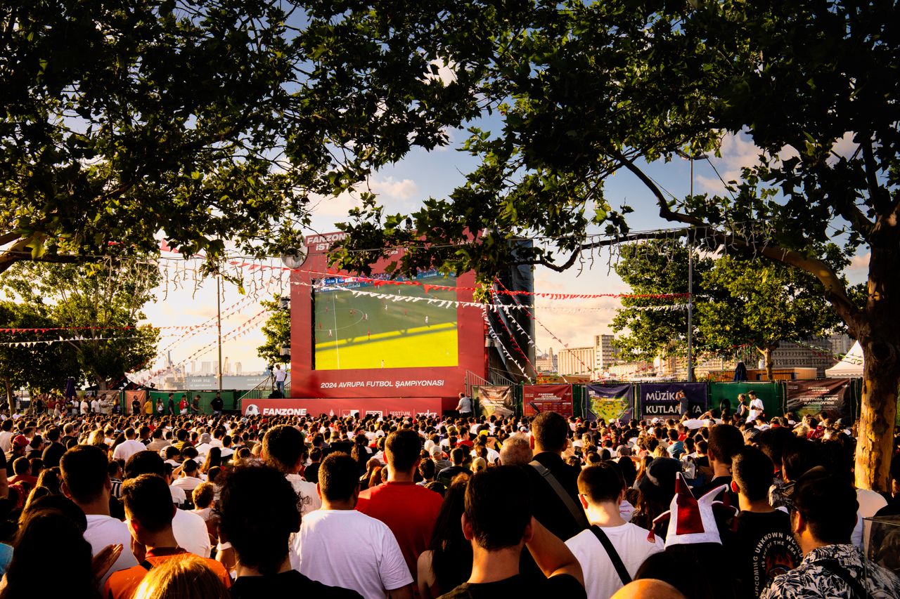 How Large Format Screens Can Transform Matchday Venues - image showing crowd watching world cup soccer on large format screen